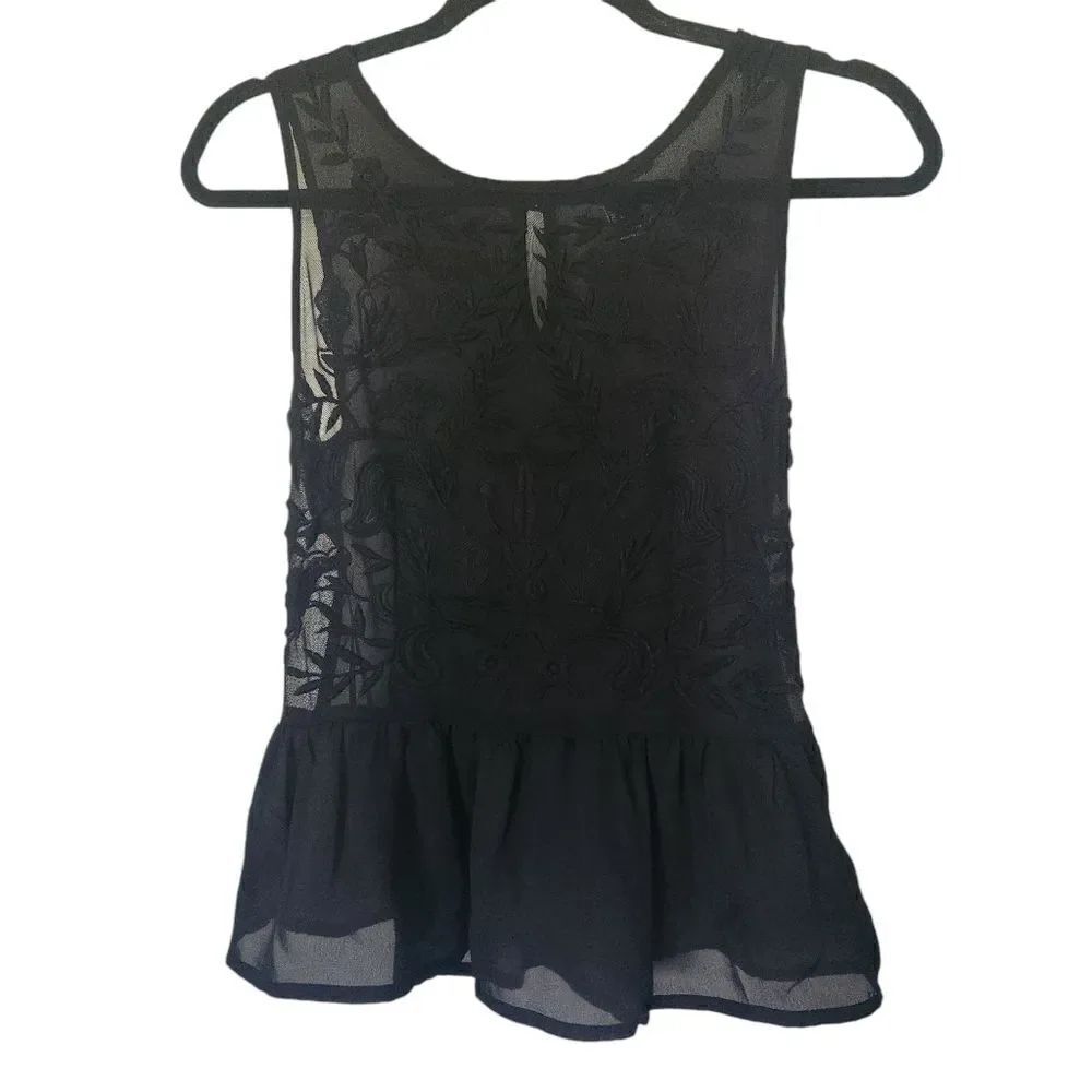 Forever 21 Womens Juniors Sheer Sleeveless Embroidered Blouse Size Small